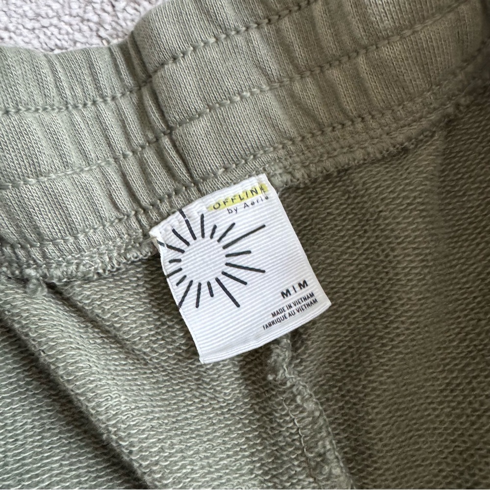 2/$20 Offline by Aerie Throwback Fleece Short in Olive Fun size M - Picture 5 of 9